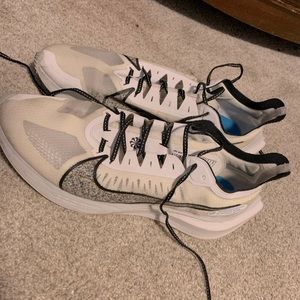 Nike Zoom Gravity